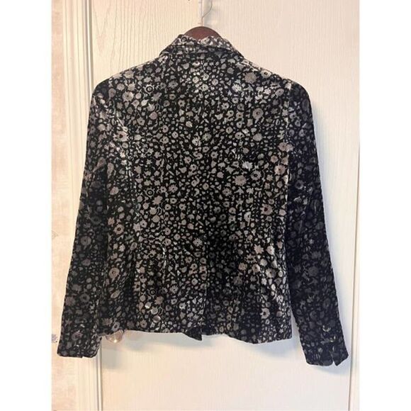 Elevenses - Picture 2 of 4